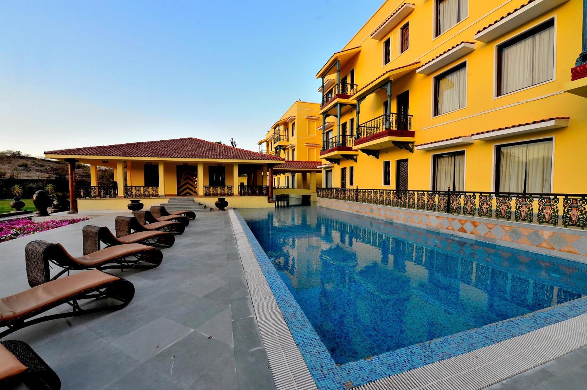 The Royal Retreat Resort & Spa Udaipur Dış mekan fotoğraf